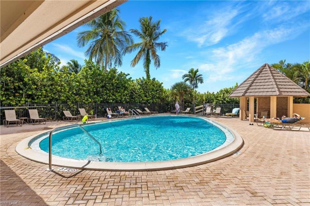 The Sea-Winds Condo I Renovated Beachfront 2 Bed 2 Bath Condo Marco Island Extérieur photo